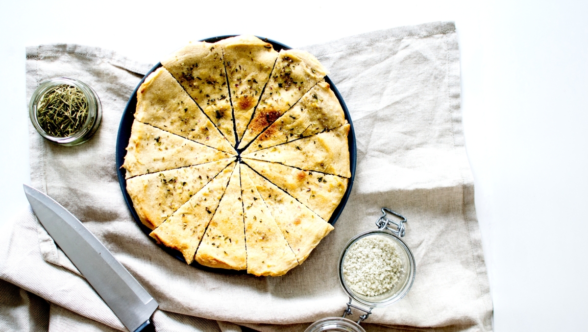 Pâte à pizza blanche – Huile d'olive, herbes & fleur de sel